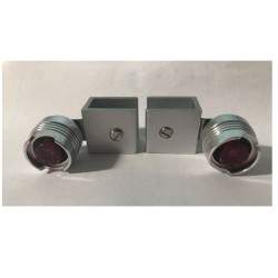 Galinių įspėjamųjų šoninių žibintų komplektas.  - 9 Galinių įspėjamųjų šoninių žibintų komplektas.
Įdėkite papildomą galinių įsp