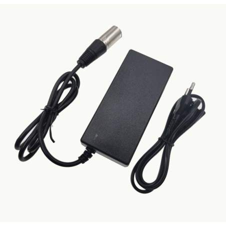 Carregador para trotinete ou bicicleta elétrica 54,6V 2A, 3A, 4A e 5A - 48V - conector XLR  - 1 Compatível com trotinetes e bici